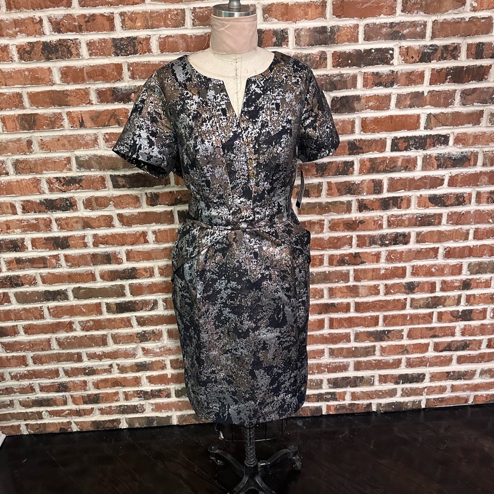 SHANI Jacquard Sheath Dress Black/Gold